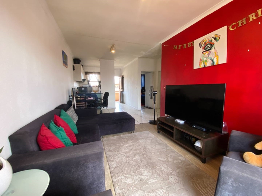 2 Bedroom Property for Sale in Bridgetown Western Cape